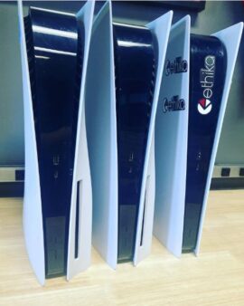 Three playstation 5 consoles standing in a row. Tips on how to prolong the life expectancy of your PS5